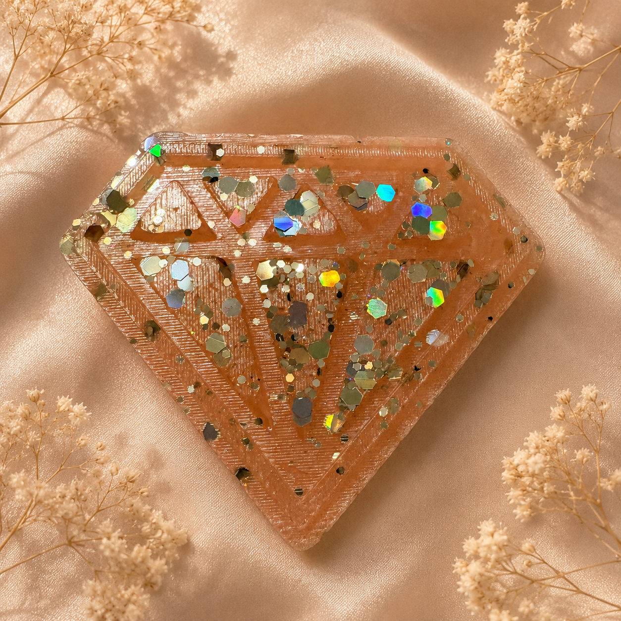 Diamond w/glitter